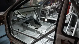 Carrocería Citroën Saxo Rally Barras OMP