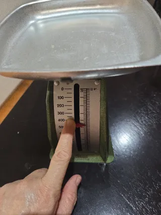 Balanza antigua de cocina