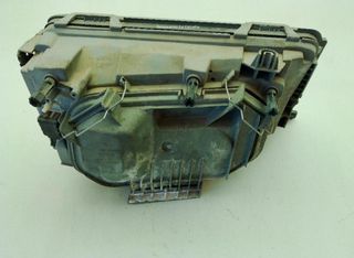 20994457 faro mercedes benz clase e (w124) e 250 d