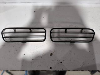 Rejillas Pilotos Nissan Terrano 2