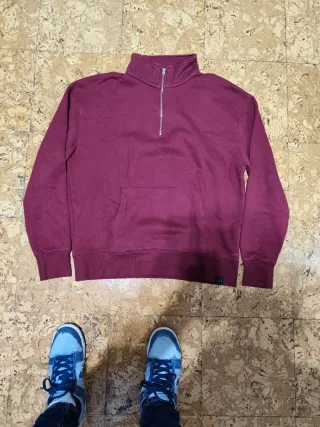 Sudadera cuello cremallera roja