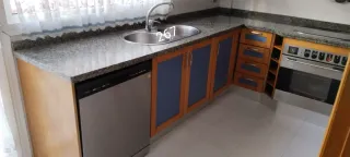 Cocina completa con horno, microondas vitro y camp