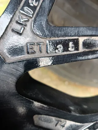 LLANTAS BMW 19" CON GOMAS