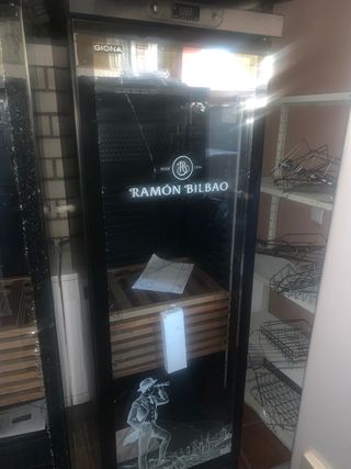 Vinoteca Giona CVG 150N