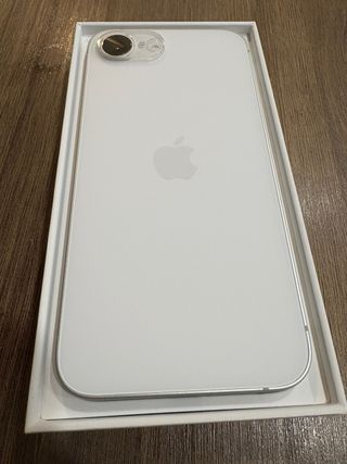 iPhone 16e 128GB