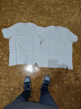 Lote Camisetas Pull and Bear Básicas