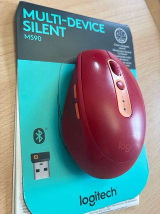 Ratón Logitech M590 Silent Rojo