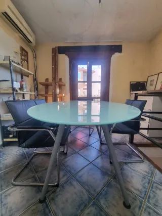 Mesa cristal ovalada patas regulables + 6 sillas