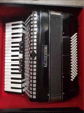Acordeón Estrella 80 Bajos