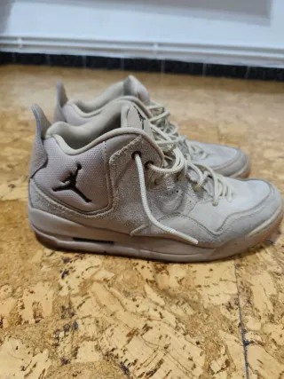 Zapatillas Air Jordan Beige/Marrón