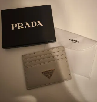 Portatessere Prada Beige Nuovo