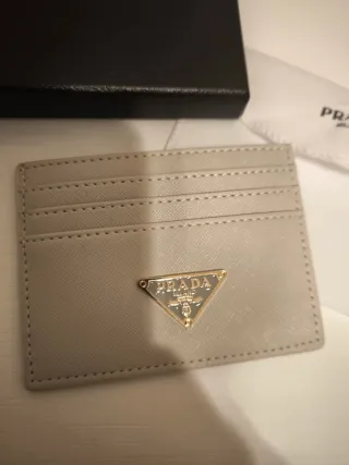 Portatessere Prada Beige Nuovo