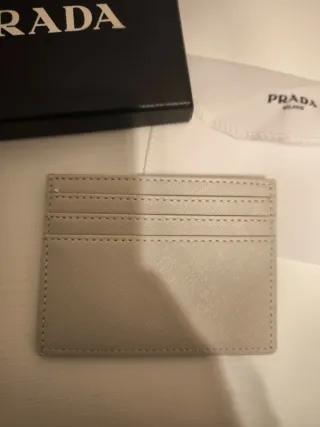 Portatessere Prada Beige Nuovo