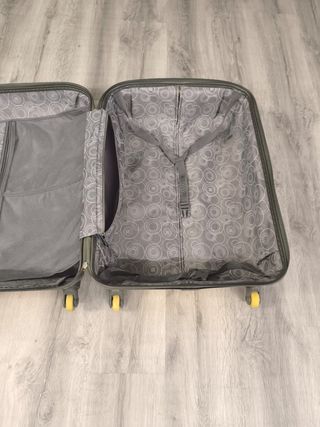 Maleta rígida BIBA amarilla con ruedas y candado