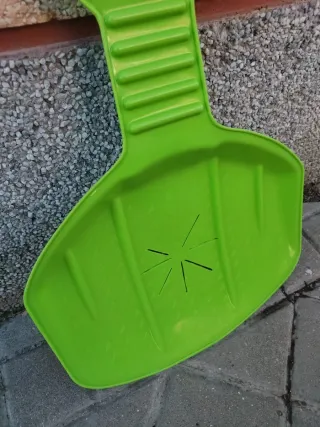 Trineo pala nieve marca EDA verde