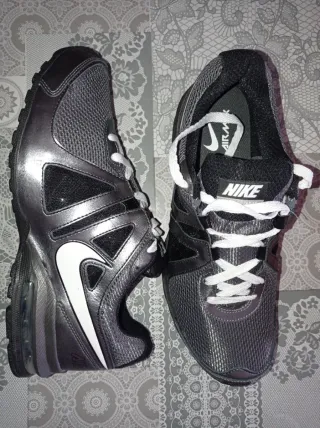 Nike Talla 43 Gris/Blanco