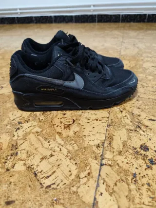 Zapatillas Nike Air Max Negras y Amarillas