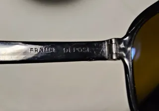 Occhiali da sole VUERNET neri e marroni