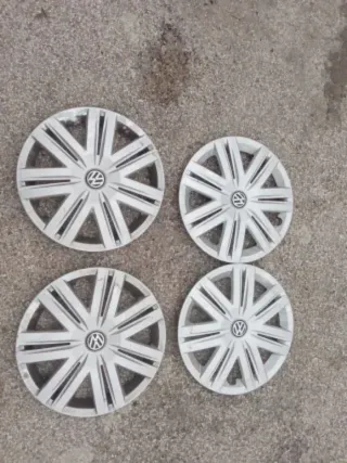 4 Tapacubos VW Polo R14