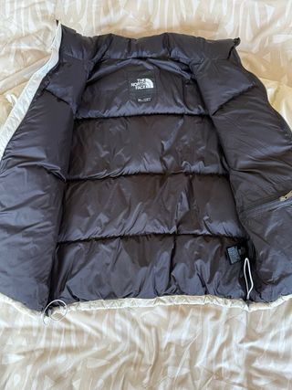 Chaqueta The North Face Nuptse Negra y Blanca