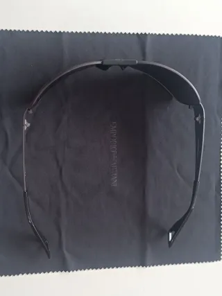 Occhiali da sole Emporio Armani neri