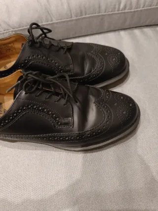 Zapatos Dr. Martens mujer negros