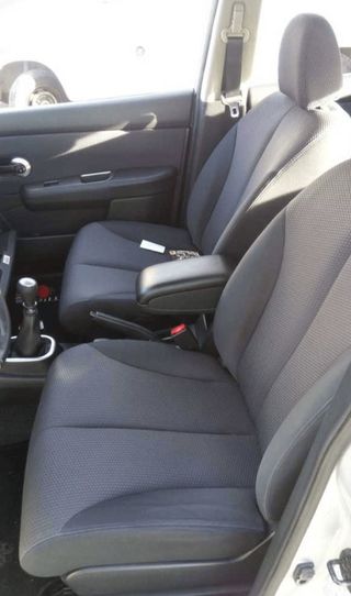 Nissan 20585068 faro 261508990b tiida fastback 1.5