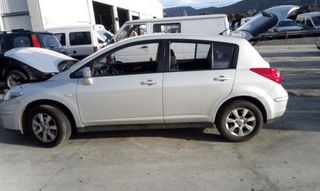 Nissan 20585068 faro 261508990b tiida fastback 1.5