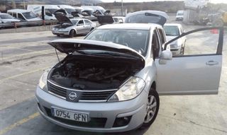 Nissan 20585068 faro 261508990b tiida fastback 1.5