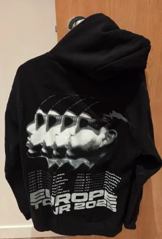 Sudadera Negra Mike Towers Europe Tour 2025