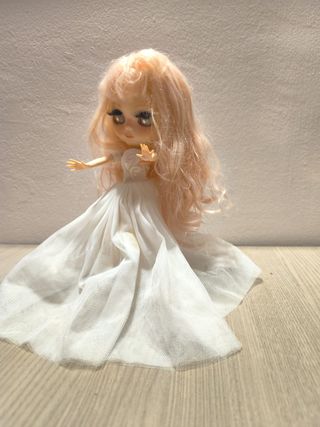 Muñeca Blythe Novia con Base