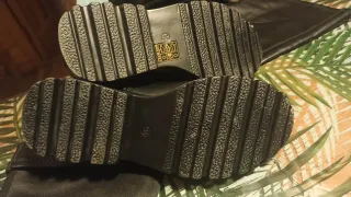 Botas altas nuevas