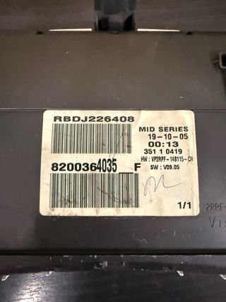 Cuadro instrumentos Megane 2 R26 F1