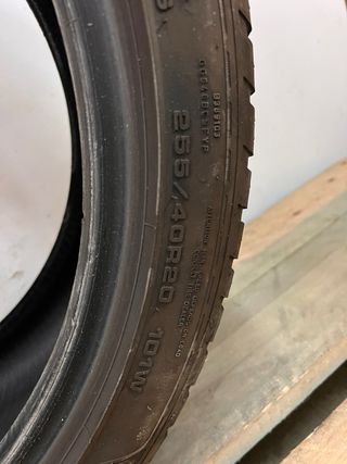 Neumático Goodyear Vector 4 Seasons 255/40 R20