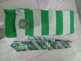 Capa, bufanda y corbata Harry Potter XL