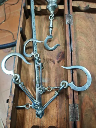 Balanza romana antigua cromado y caja original