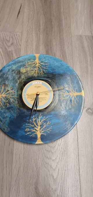 Orologio da parete in vinile 33 giri dipinto