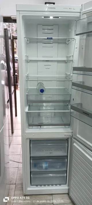 NEVERA COMBI SIEMENS NO FROST ENERGÍA A+