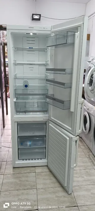 NEVERA COMBI SIEMENS NO FROST ENERGÍA A+