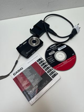 Casio EXILIM Fotocamera Digitale Nera