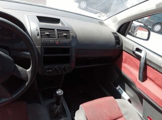 Faro antiniebla volkswagen 6q0941700 polo 22560537