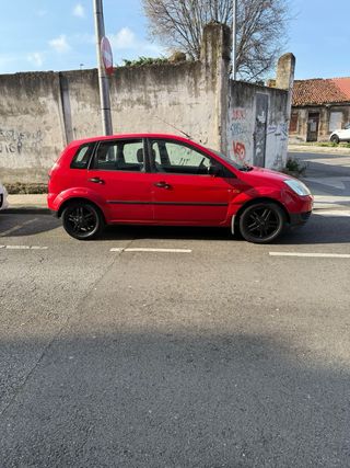 Llantas Ford Focus con neumáticos 90%