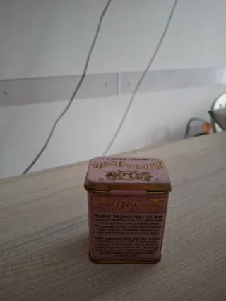 Scatolina pastiglie Leone piccola