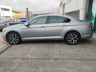 Volkswagen Passat Executive 2.0 TDI 110 kW (150 CV)