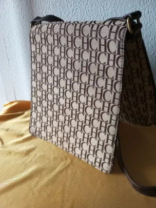 Bolso bandolera Carolina Herrera CH