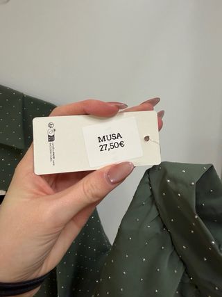 Camisa verde con brillos