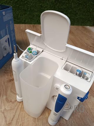 Braun Pro-1 + Irrigador Oxyjet - Cepillo Eléctrico + Irrigador Blanco Y Azul