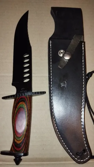 Utensilio de caza/coleccionismo con funda