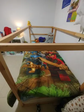 Cama Kura Ikea reversible 90x200 cm