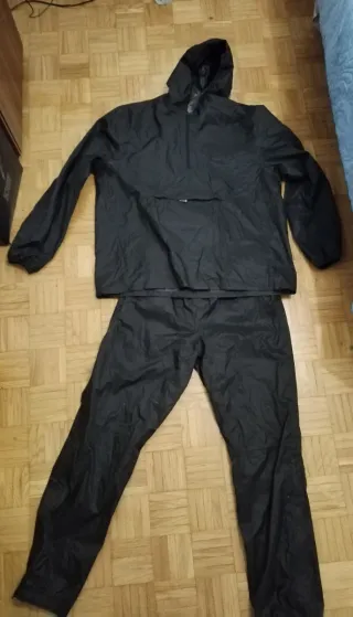 Chubasquero Quechua Raincut